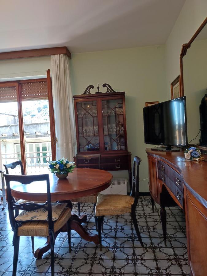 La Casa Di Yuri - Free Private Parking & Air Conditioning Recco Exterior photo